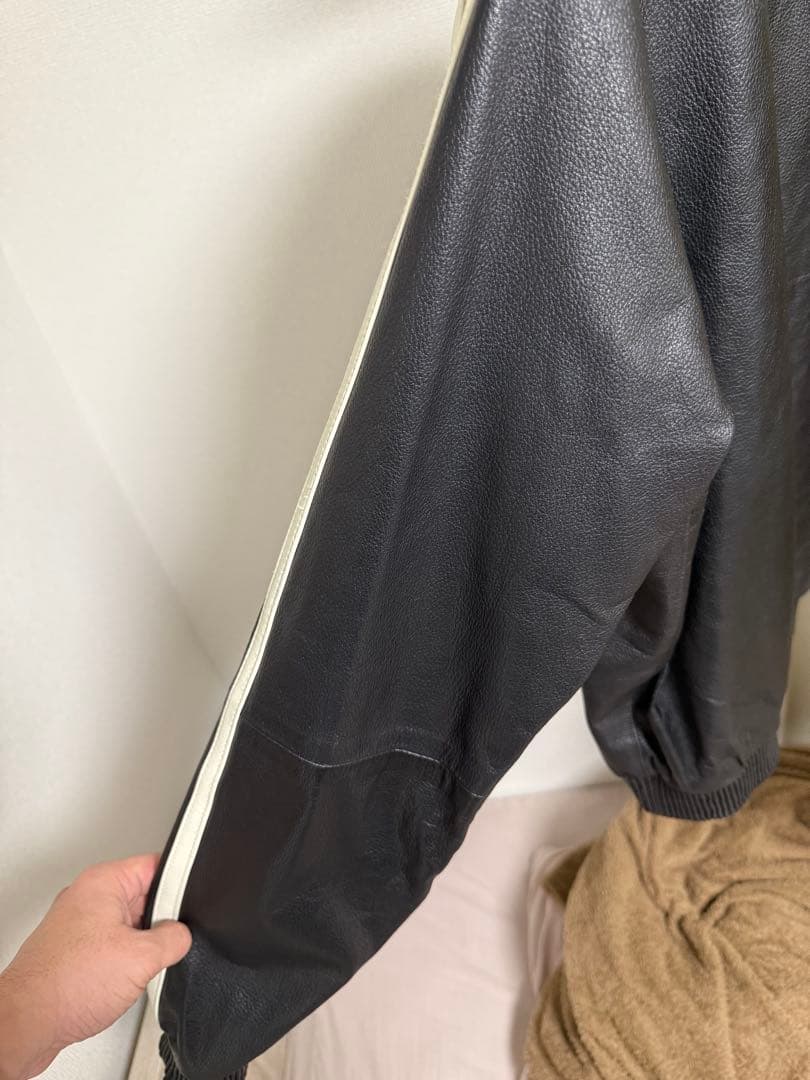 美品　AVIREX ラムレザー トラックジャケット