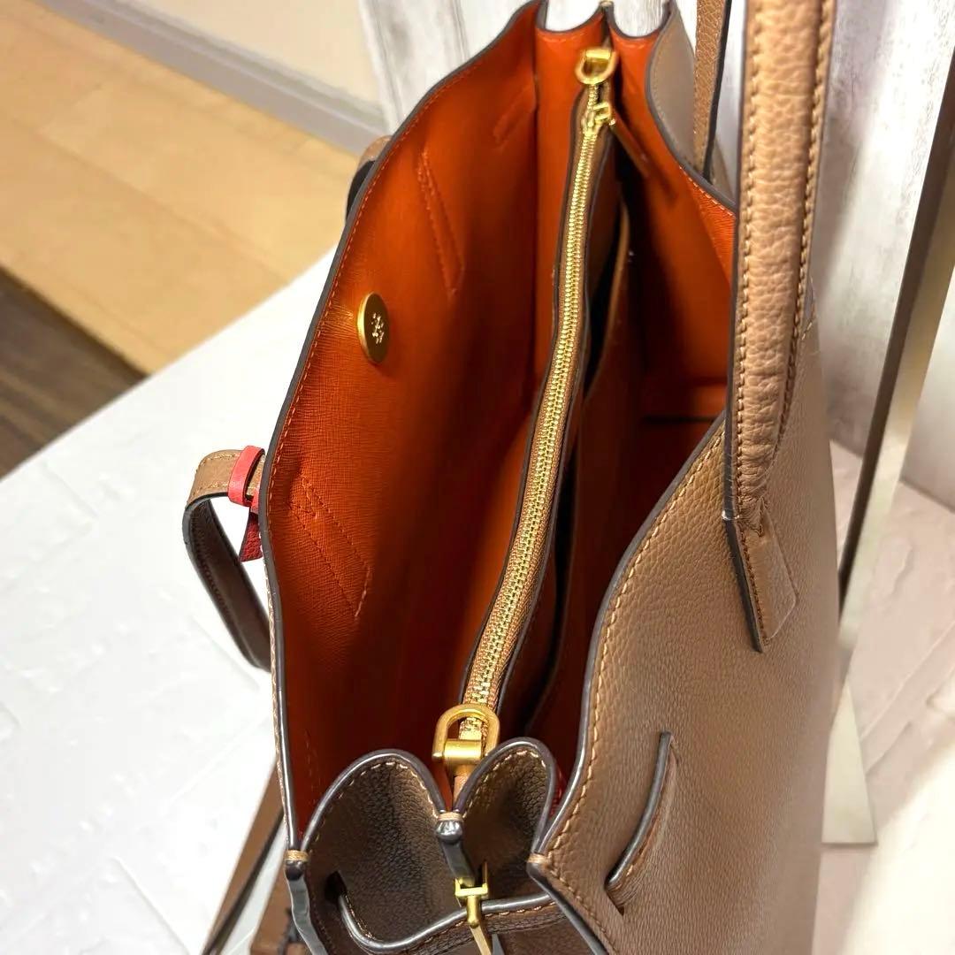 TORY BURCH ✮ウォーカーサッチェル　トートバッグ　斜め掛け可　キャメル