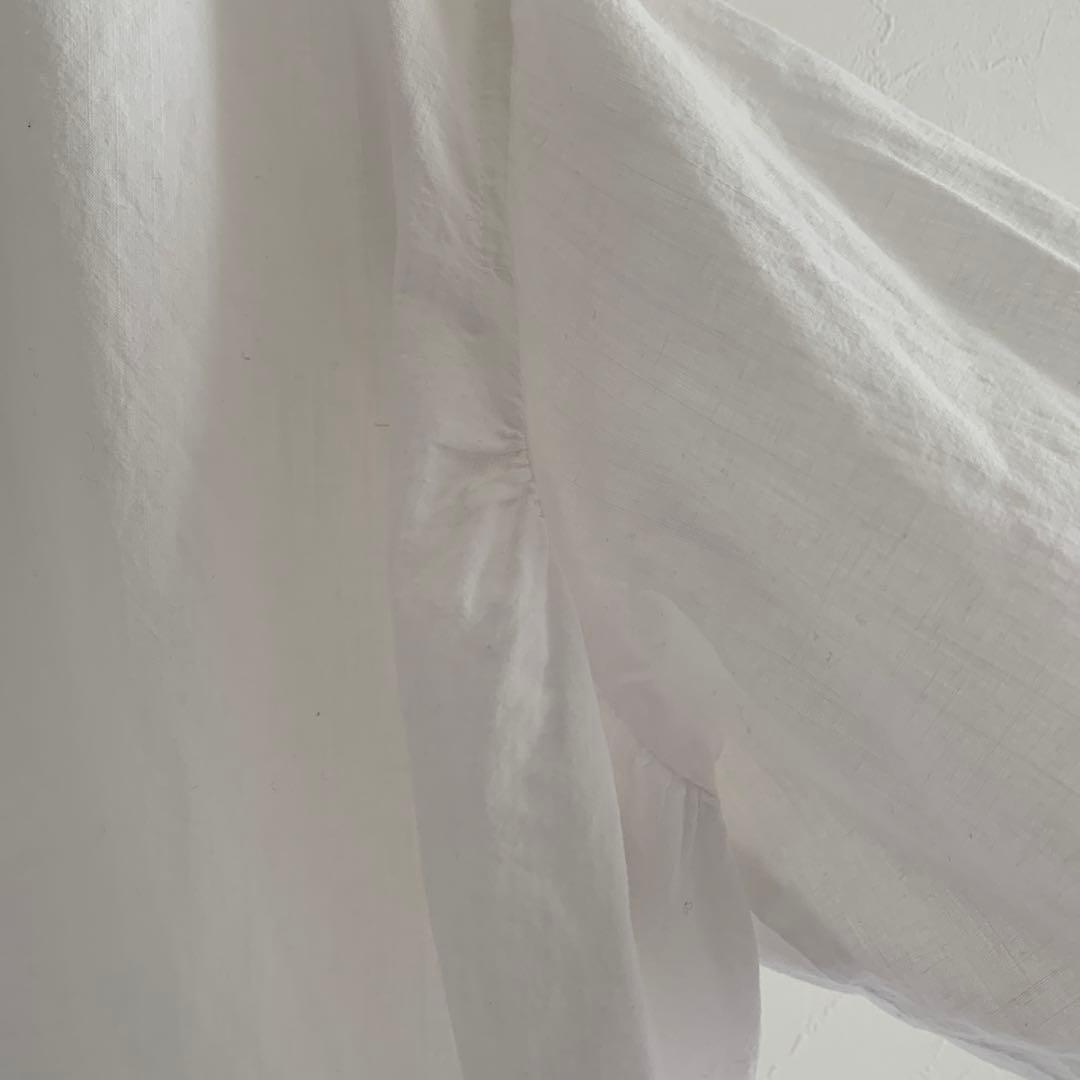 オローネ タンディTANDEY 綿麻半袖シャツ/ホワイトブラウス スタンドカラー