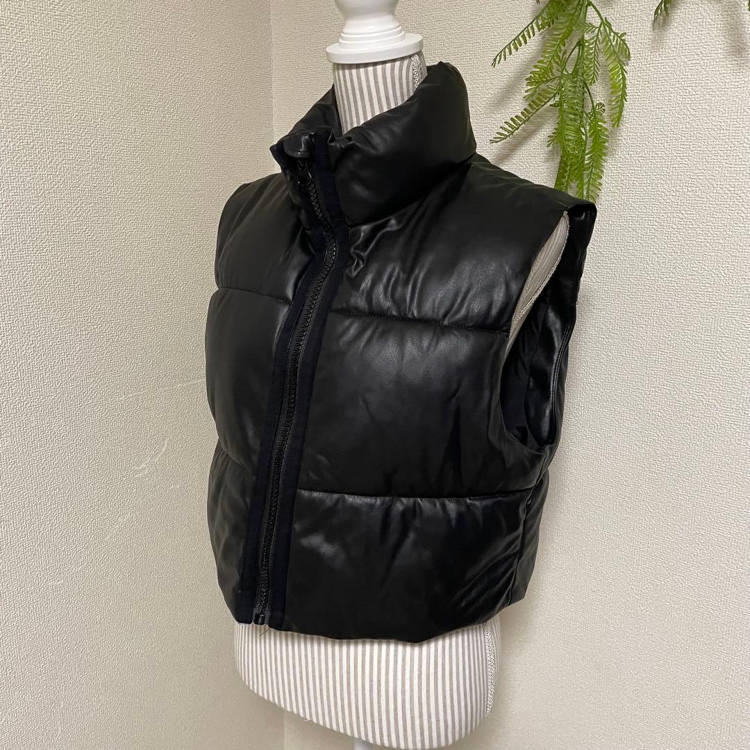 超美品　ZARA ザラ　【L】 フェイクレザーパフベスト　ハーフダウンベスト