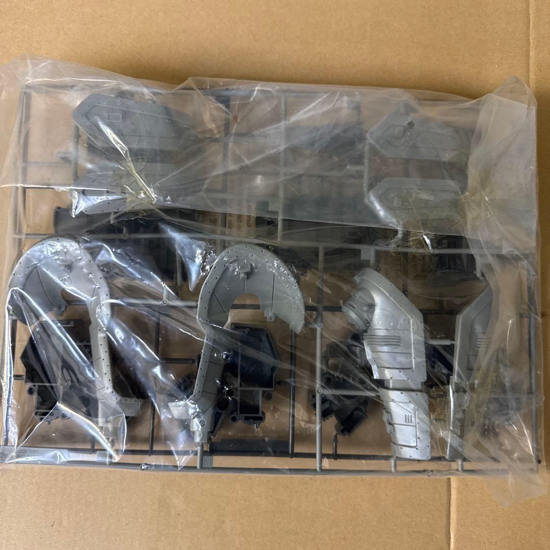 未使用品・未組立品　TOMY ゾイド マッドサンダー RZ-055