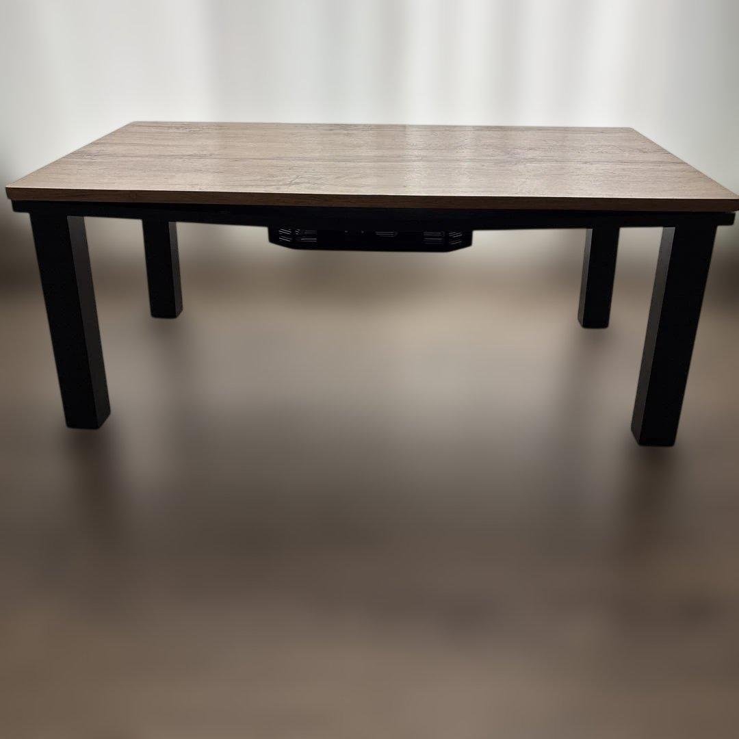 ロウヤ　テーブル