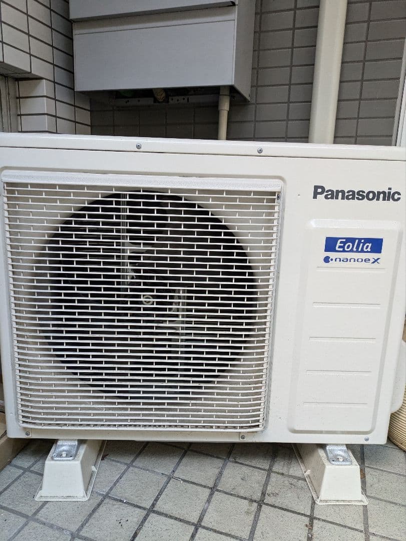 極美品　2022年パナソニック ルームエアコン18畳CS-EX562D2-W