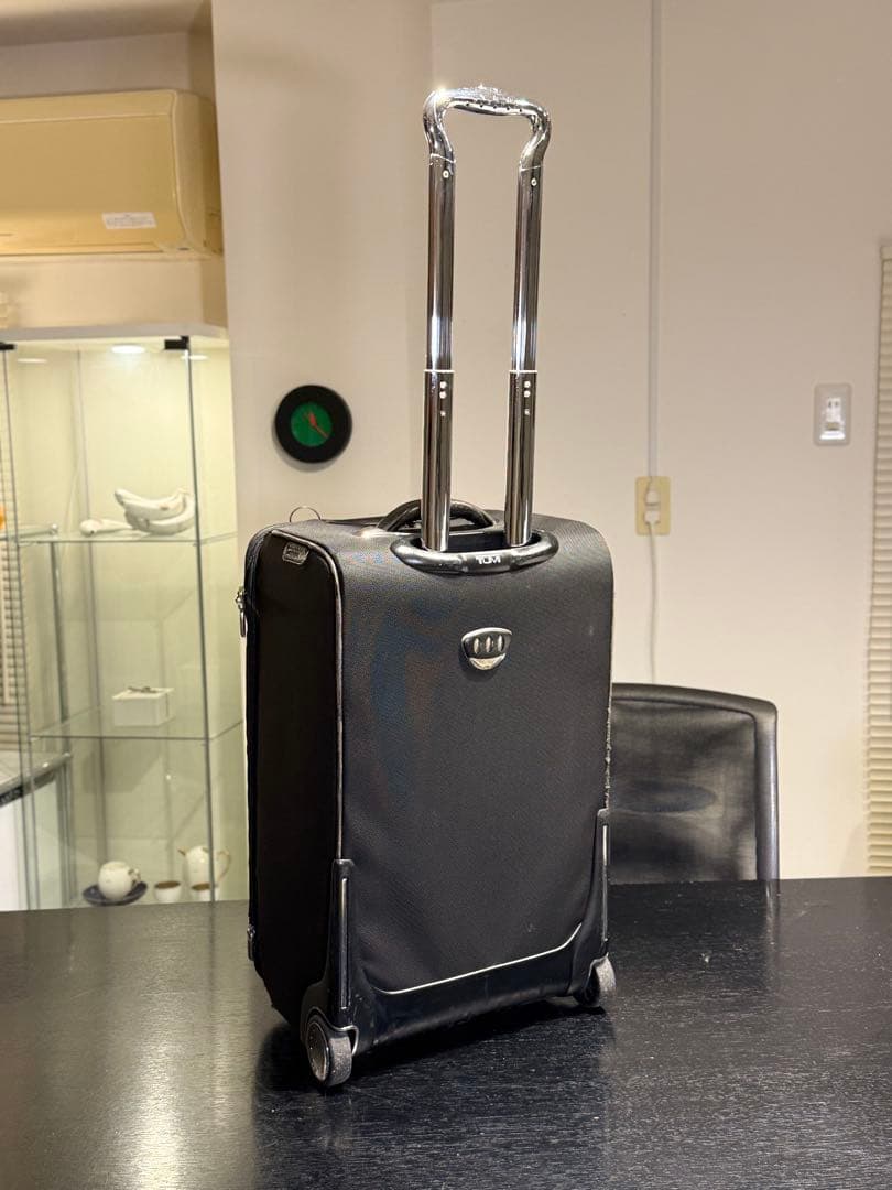TUMI ブラック キャリーケース 23022D