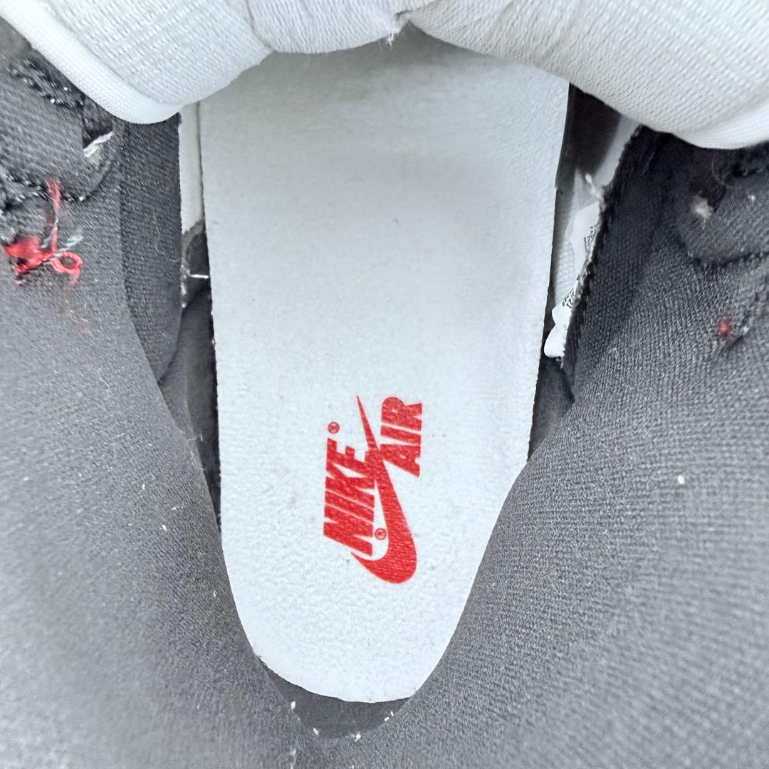 NIKE Air Jordan 1 RETRO HIGH OGホワイトレッド