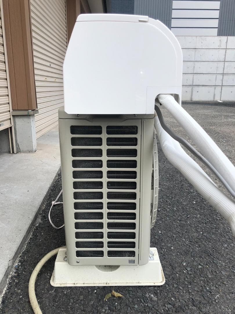 HITACHI 日立 白くまくん ルームエアコン RAS-AJ22M 主に6畳用