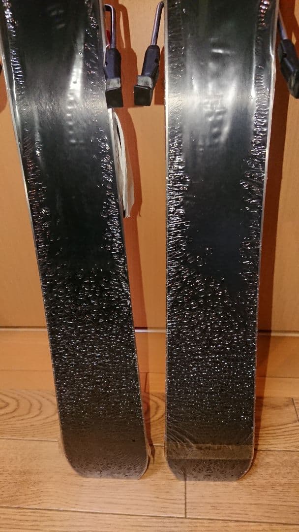 ATOMIC 新品未使用130㎝簡単調整229～336㎜アトミックJ2 スキー板