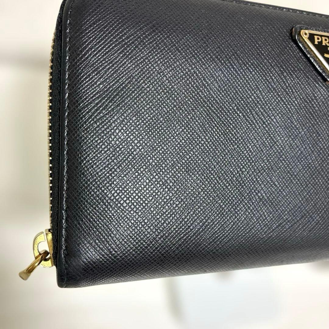しとらす【美品】プラダ　長財布　ラウンドファスナー　三角ロゴ　レザー　黒