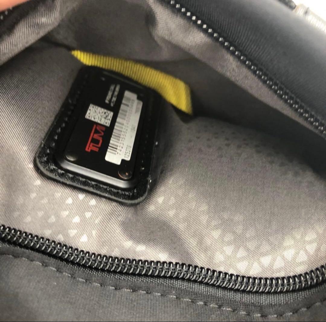 TUMI ボディバッグ ブラック