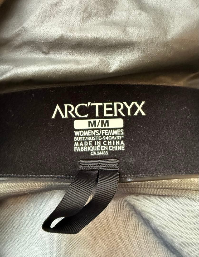 蒲焼きARC'TERYX ベータ LT ブラック ジャケット　レディース