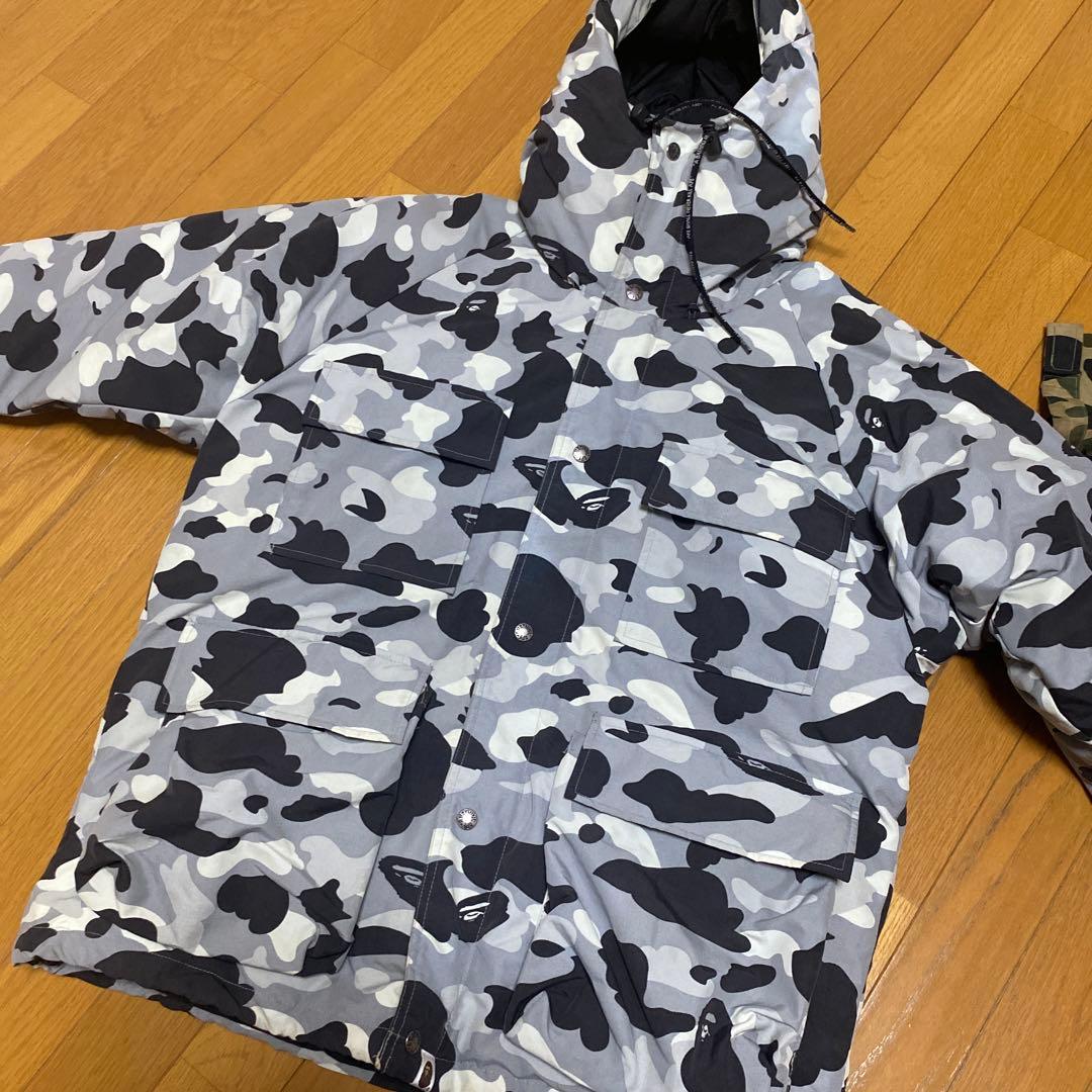 早い者勝ち　定価10万以上　BAPE 迷彩柄 フード付きウェア L
