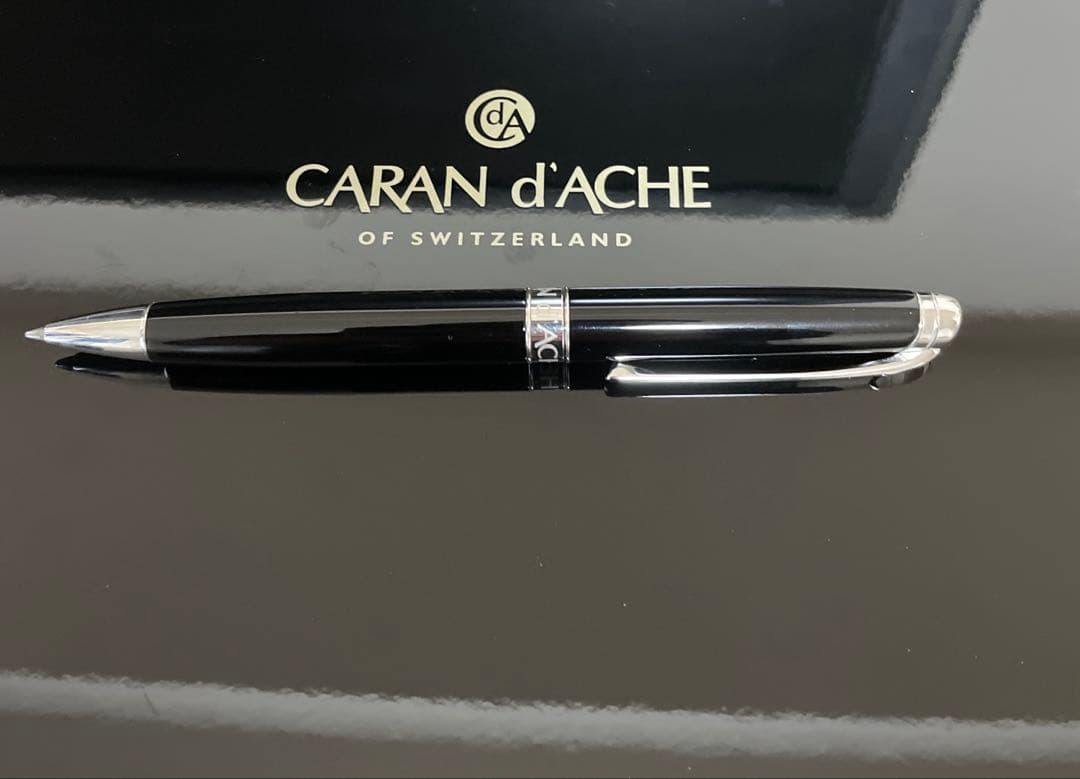 カランダッシュ　ボールペン　黒　レマンコレクション　エボニーブラック