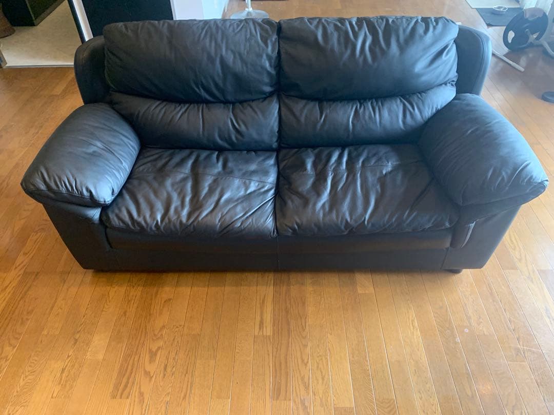 高級皮革柔らかいソファー　未使用に近い