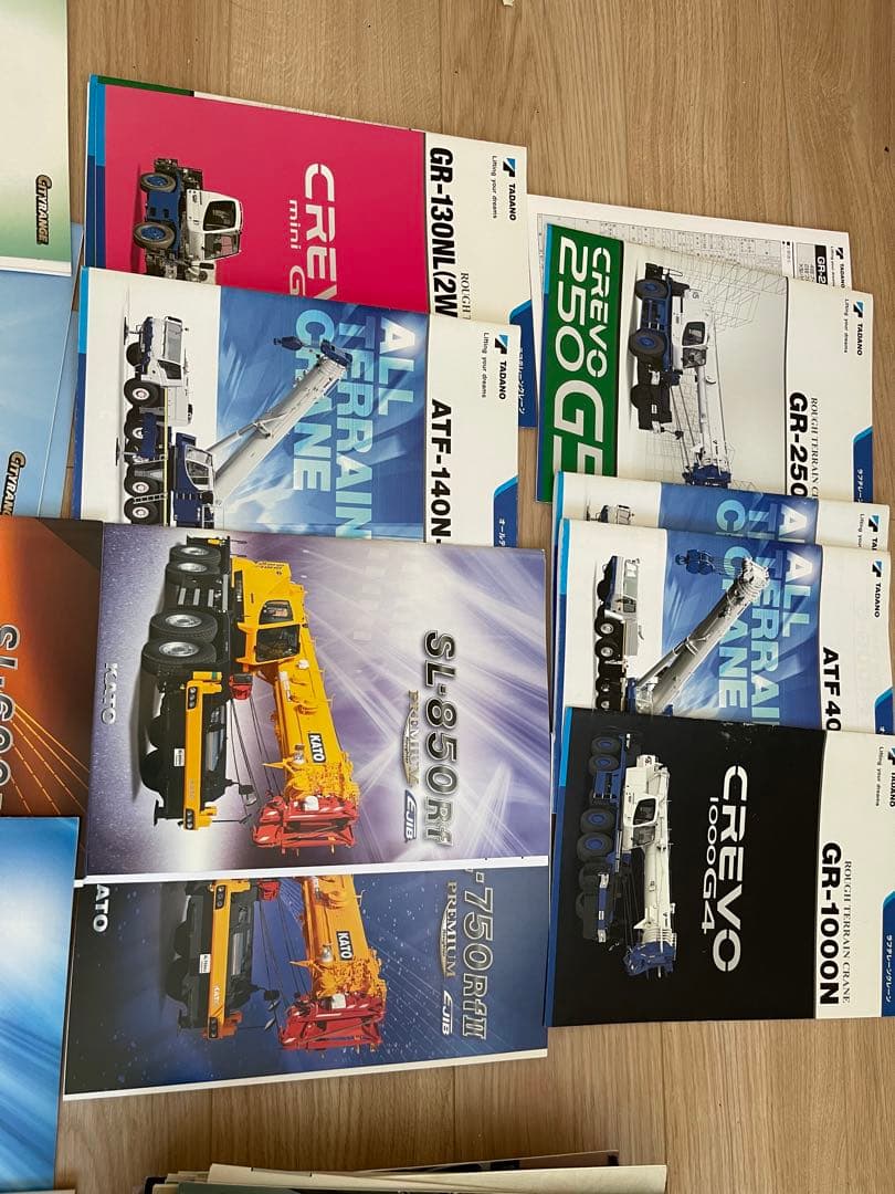 TADANO KATOクレーンカタログ、性能表