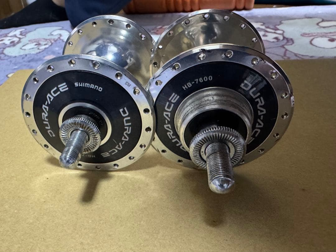 DURA-ACE HB-7600 ハブ　競輪用　前後輪