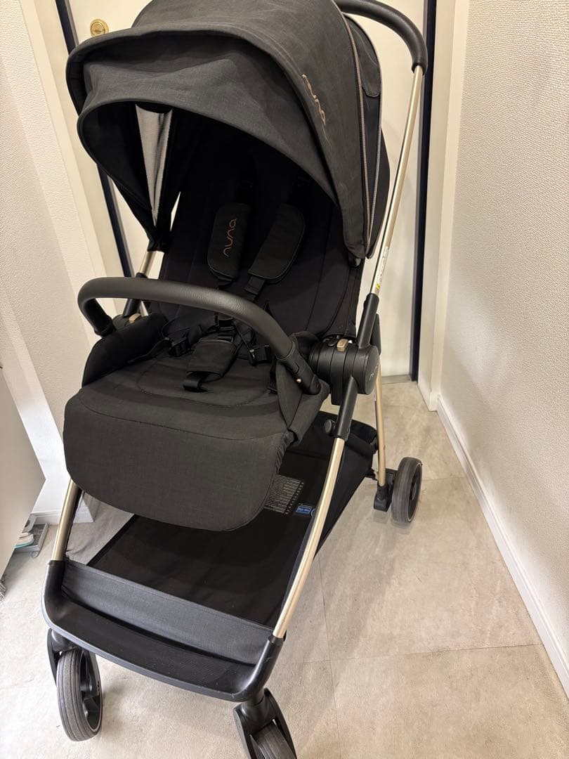 nuna ベビーカー イクサ リベテッドローズ　直接受け渡しでお値引き