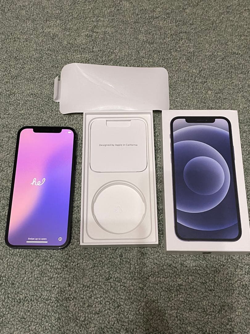 Apple iPhone 12 64GB ブラック 本体　ガラスコーティング済