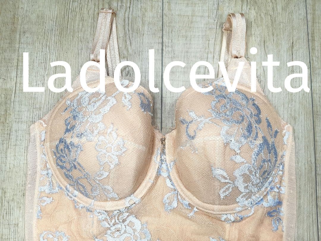 美品 マルコ　デコルテ リュミエス ボディスーツ D70M/ベージュ/198