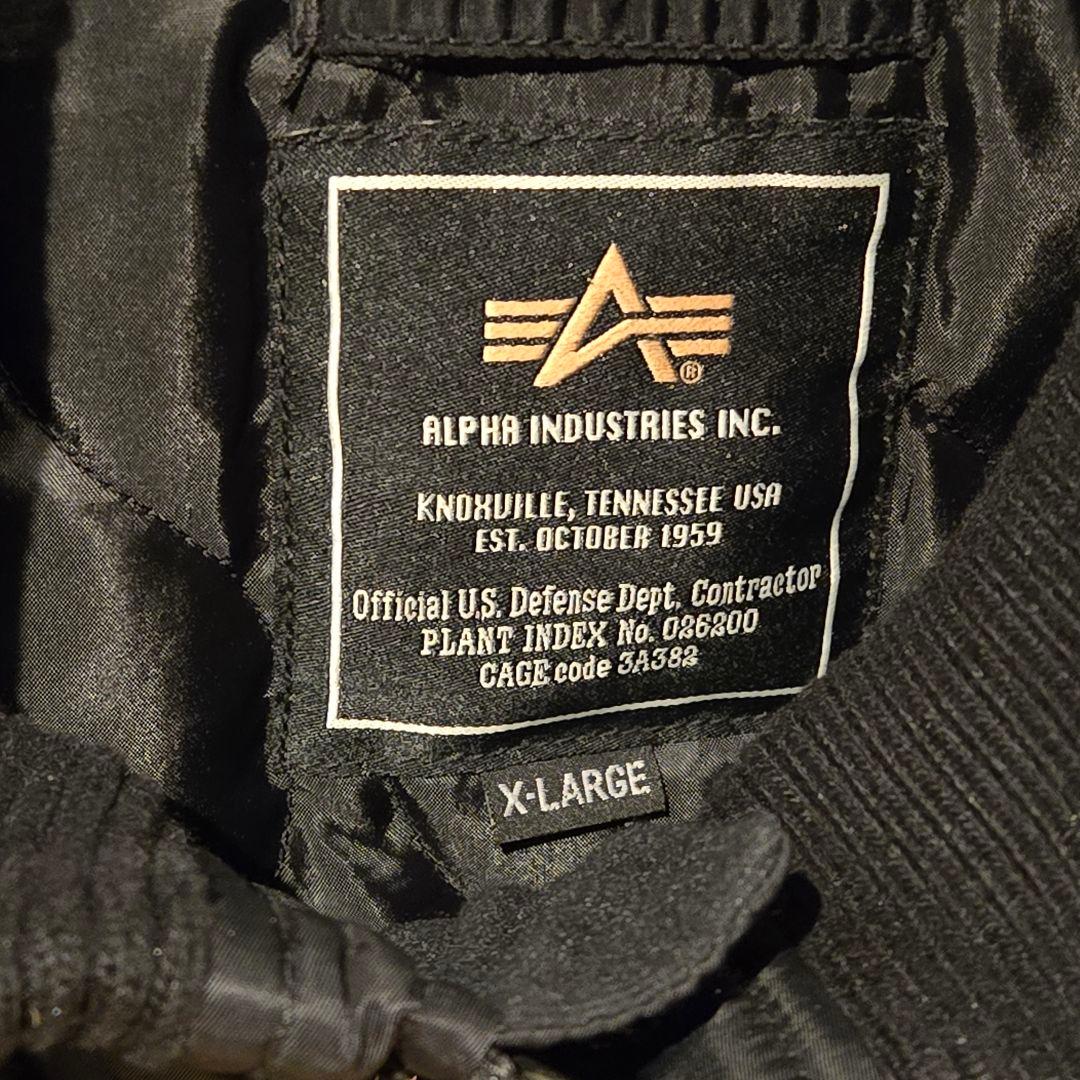 美品　ALPHA INDUSTRIES　アルファ　ミリタリージャケット　XL　黒