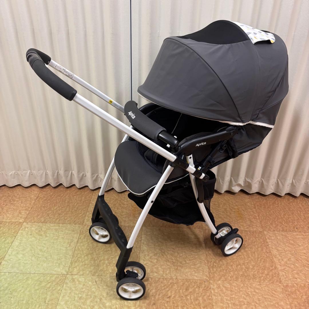 クリーニング済　☆綺麗☆　アップリカ　カルーンエアー　ハイシート　グレー