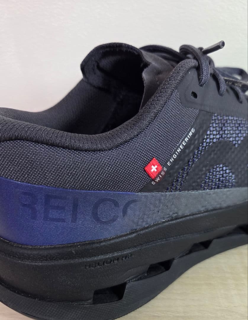 BEAMS別注 On × REI Co-op / Cloudultra 3