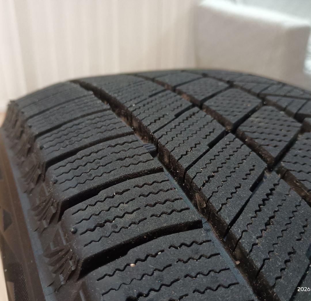 ネ 215/60R17 VRX3 ブリヂストン スタッドレス 2024年 １本