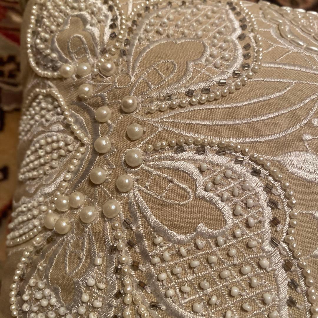 un Jardin Paris ペイズリー柄ビーズ刺繍クッション2個セット