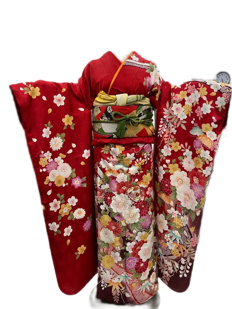 成人式振袖王道の赤 仕立て上り豪華振袖　超美品　帯・小物でイメージチェンジ