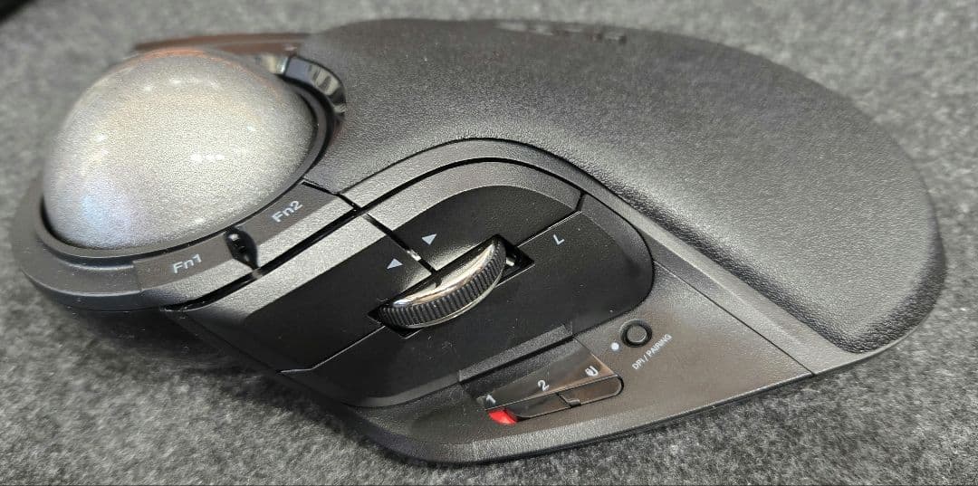 HUGE PLUS ワイヤレストラックボール[10ボタン/ベアリング]