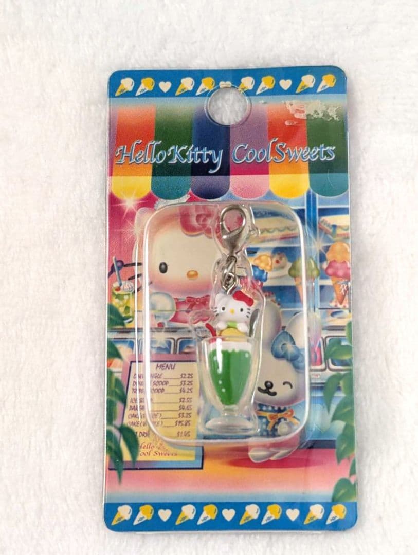 ご当地キティ クリームソーダ アイス 根付け　ストラップ サンリオ