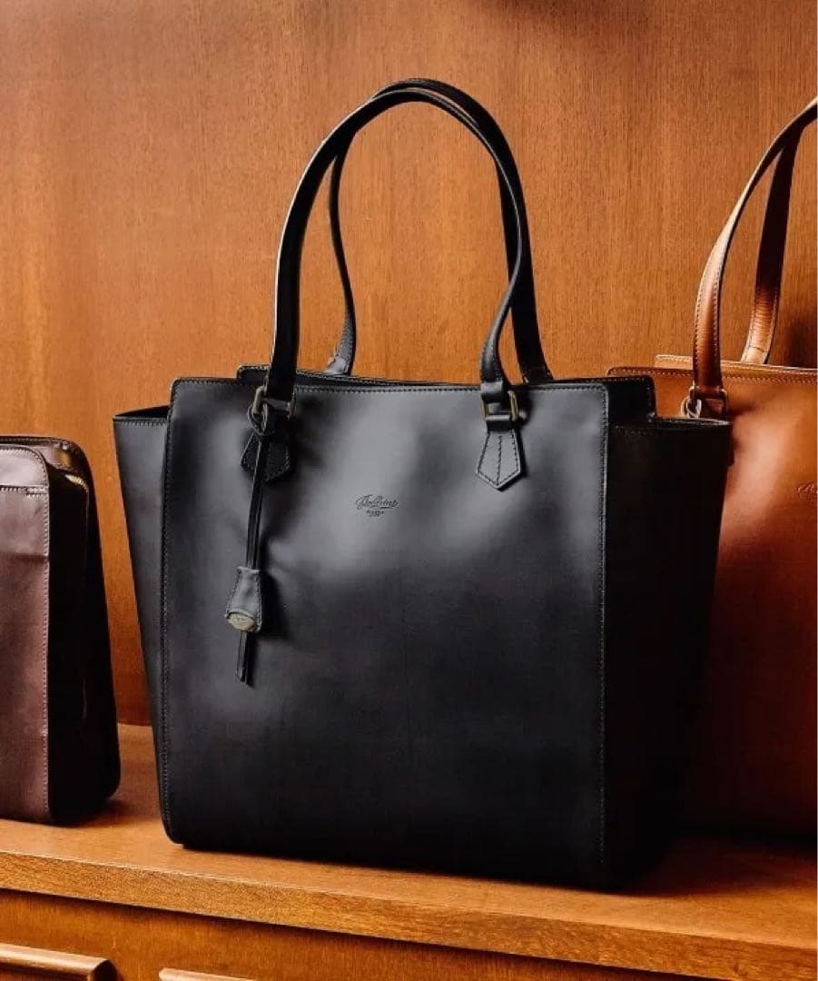 【SHIPS別注】Boldrini Selleria: レザートートバッグ