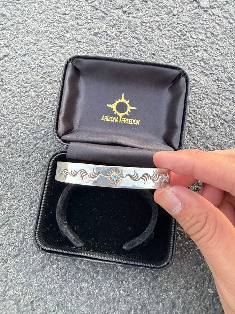 ARIZONA FREEDOM バングル 太陽神 唐草 シルバー925 K18