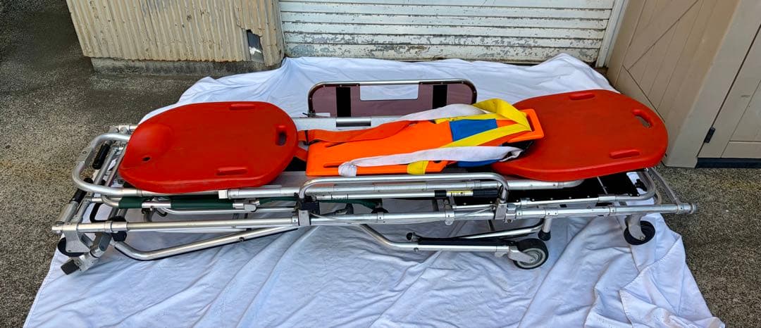 ①【送料無料】FERNO 担架ストレッチャー 救急搬送用 SPEEDBOARD付