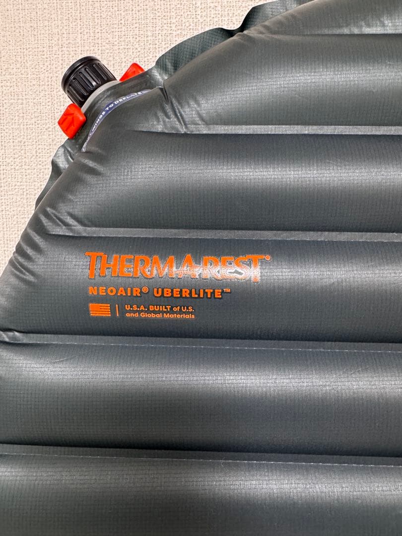 アウトドア寝具 THERMAREST NEO AIR UBERLITE small