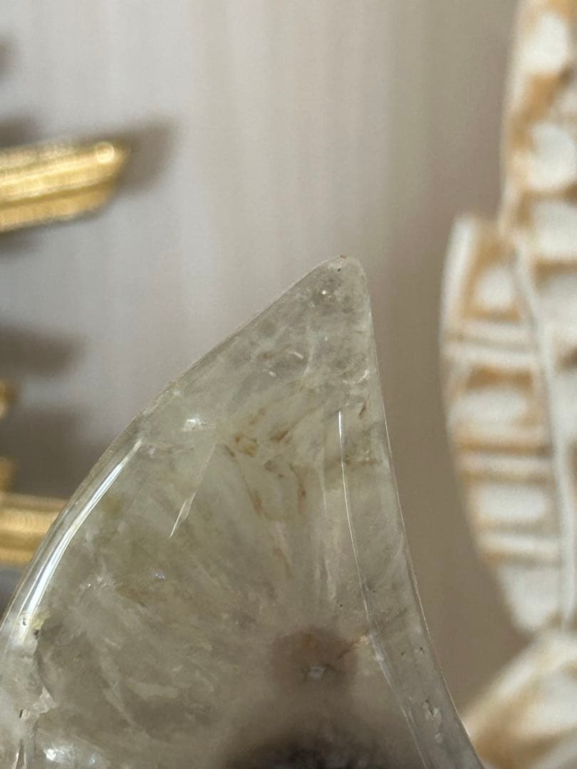 希少月の形 天然石 アゲート 原石 ドゥルージー付 インテリア