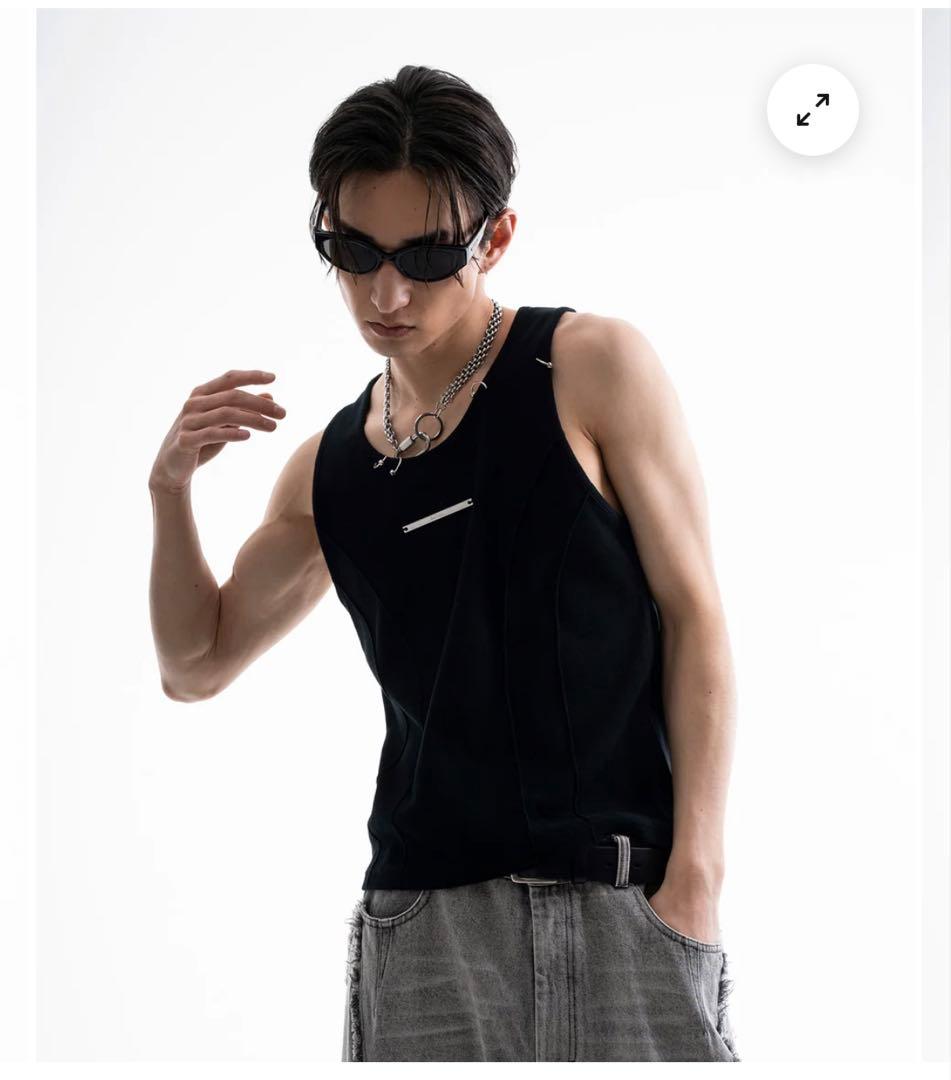 jent louis Neck Piercing Tank Top 新品　未使用