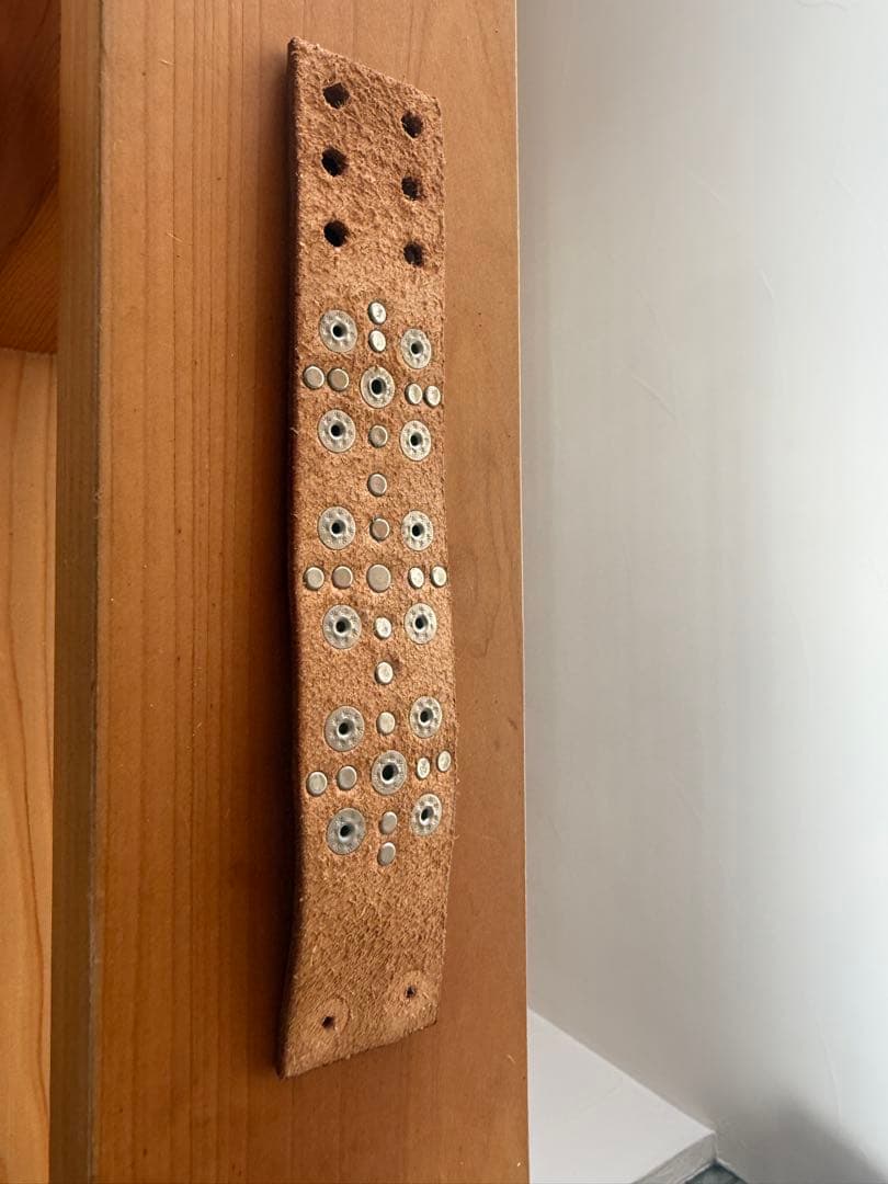 【激レア】最初期　レッドリーチュエ　レザー スタッズ　2本セット売り