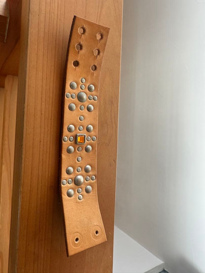 【激レア】最初期　レッドリーチュエ　レザー スタッズ　2本セット売り