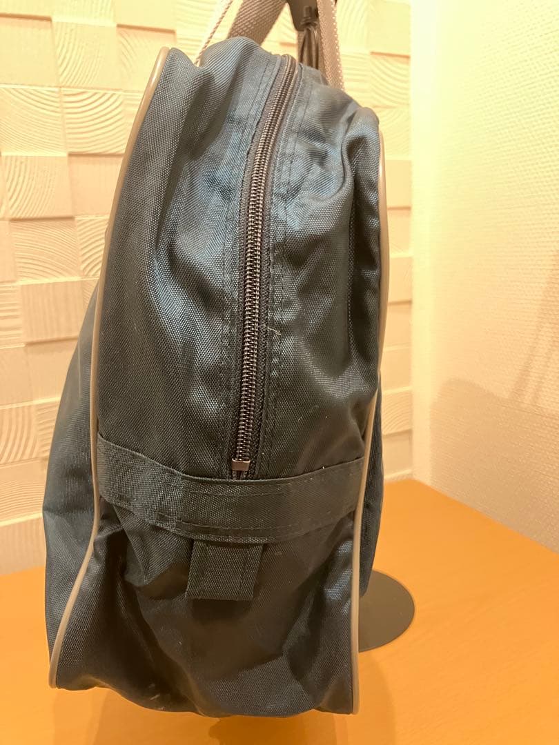 ワールドペガサス スクールバッグ　紺色　　旧ワッペ