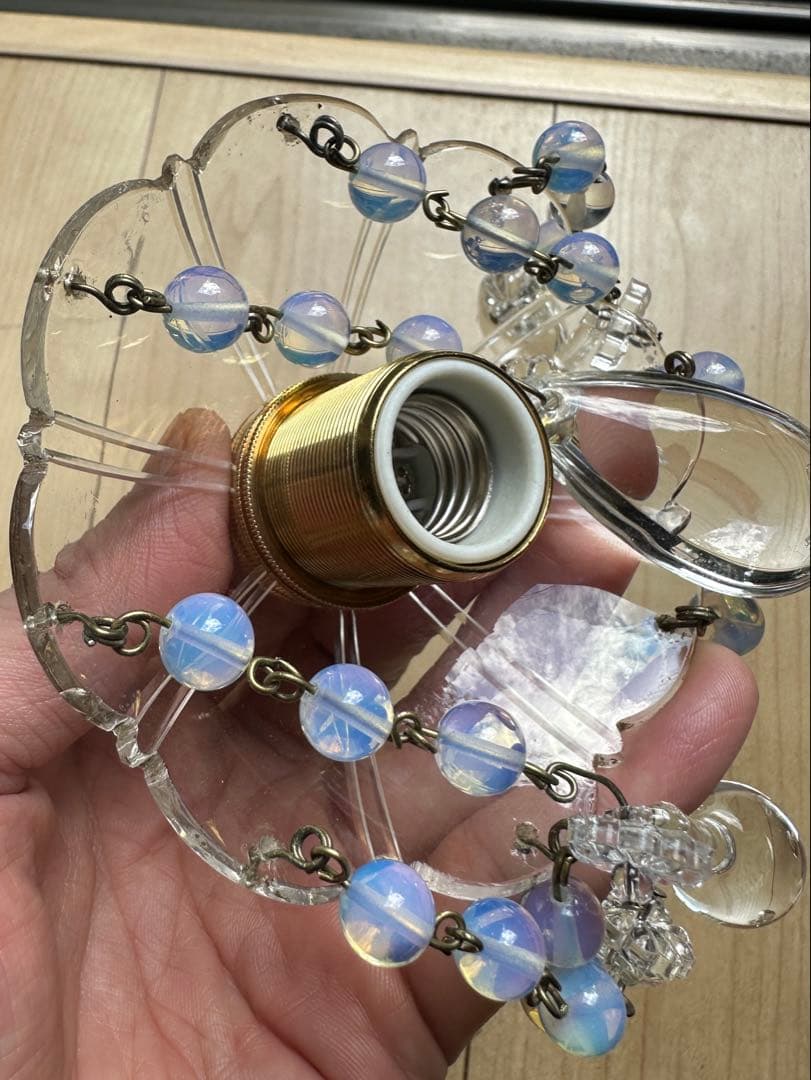 フランス アンティーク 雨に濡れた可愛いお花のミニシャンデリア＊ オパールセント