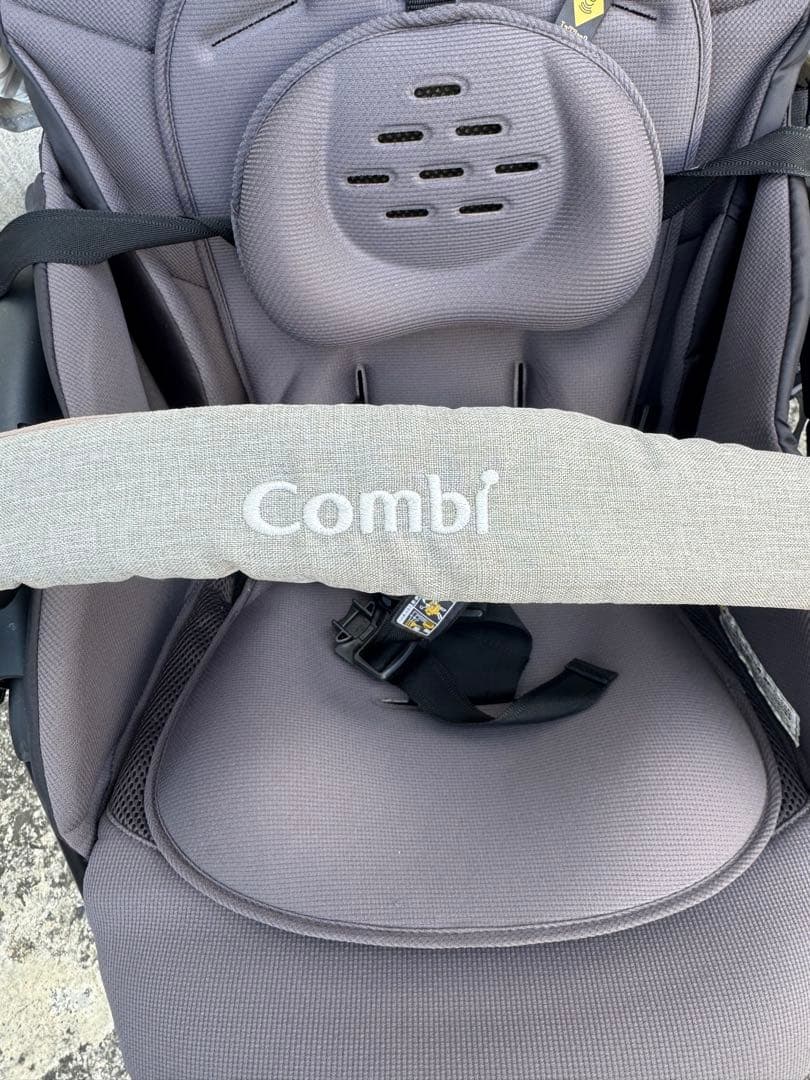 Combi 折りたたみ式ベビーカー