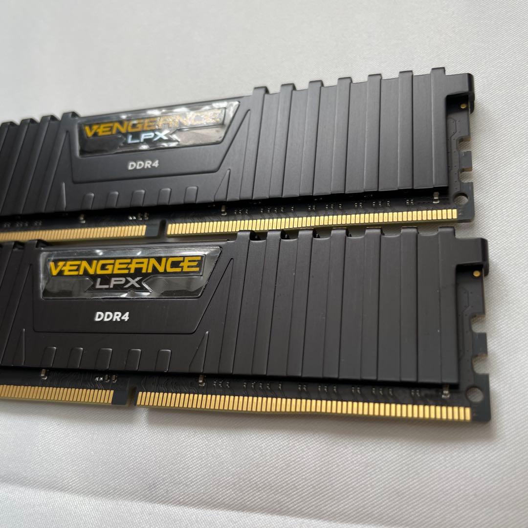 ②Corsair DDR4 2133 PC4-17000 合計32GB