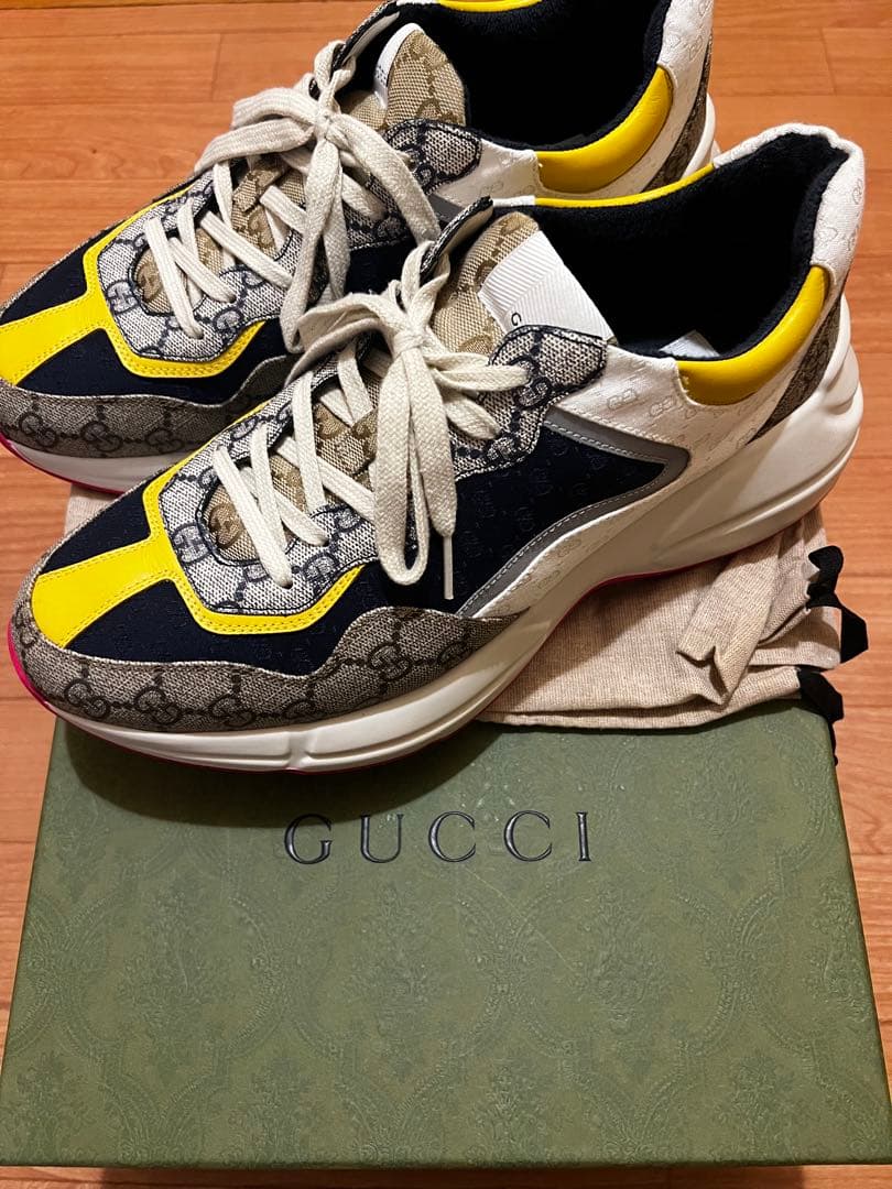 GUCCI GGパターン スニーカー イエロー/ネイビー