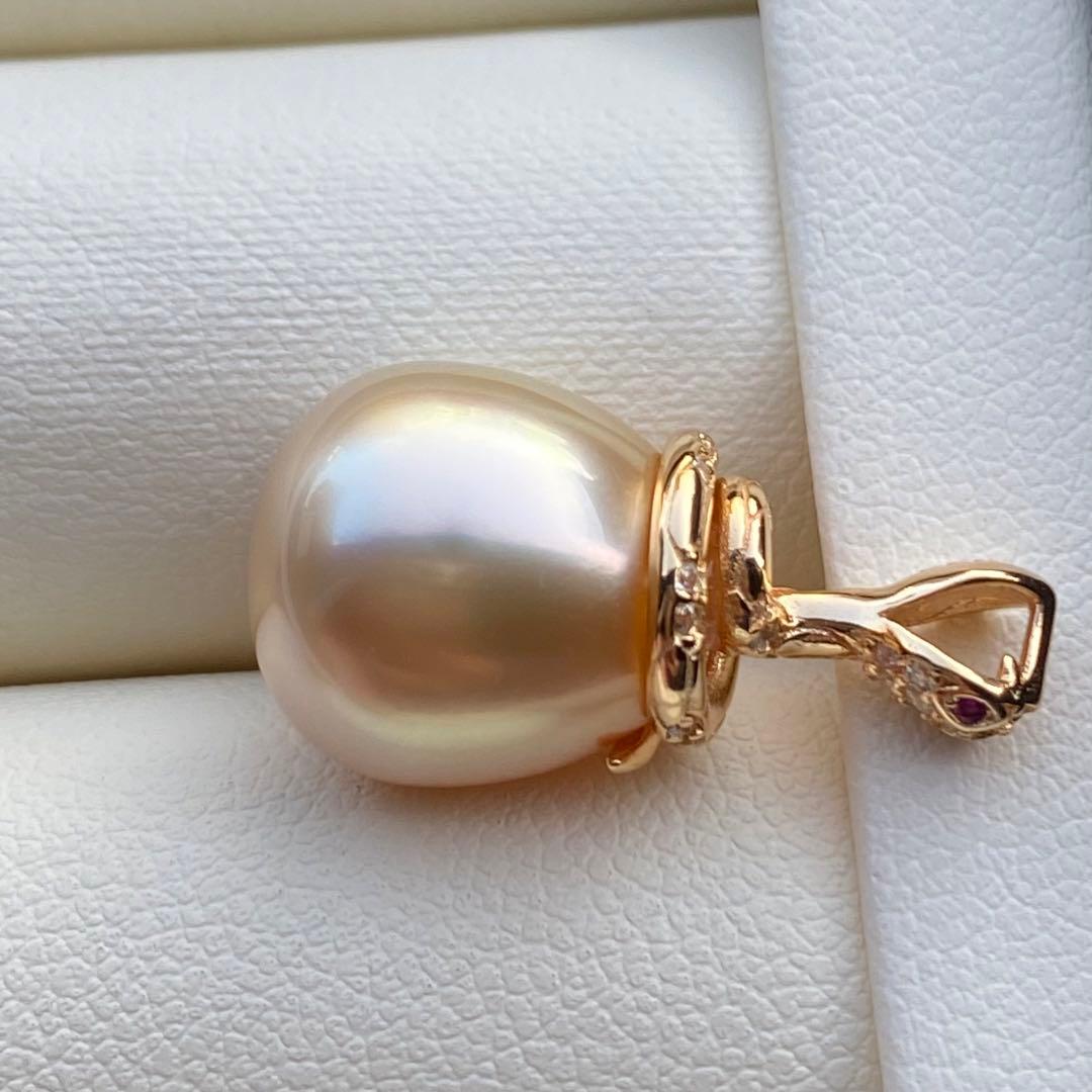 本真珠　南洋白蝶真珠ネックレストップ　13.5*12mmゴールドPT920