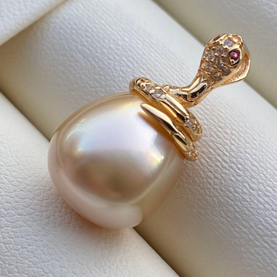 本真珠　南洋白蝶真珠ネックレストップ　13.5*12mmゴールドPT920