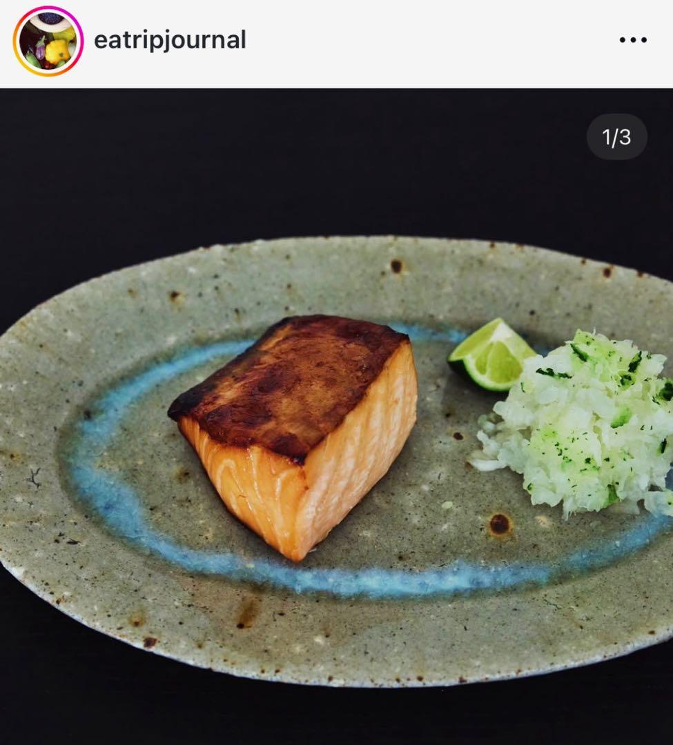 宮城陶器_ 宮城正幸 脚付き 青磁釉　お皿