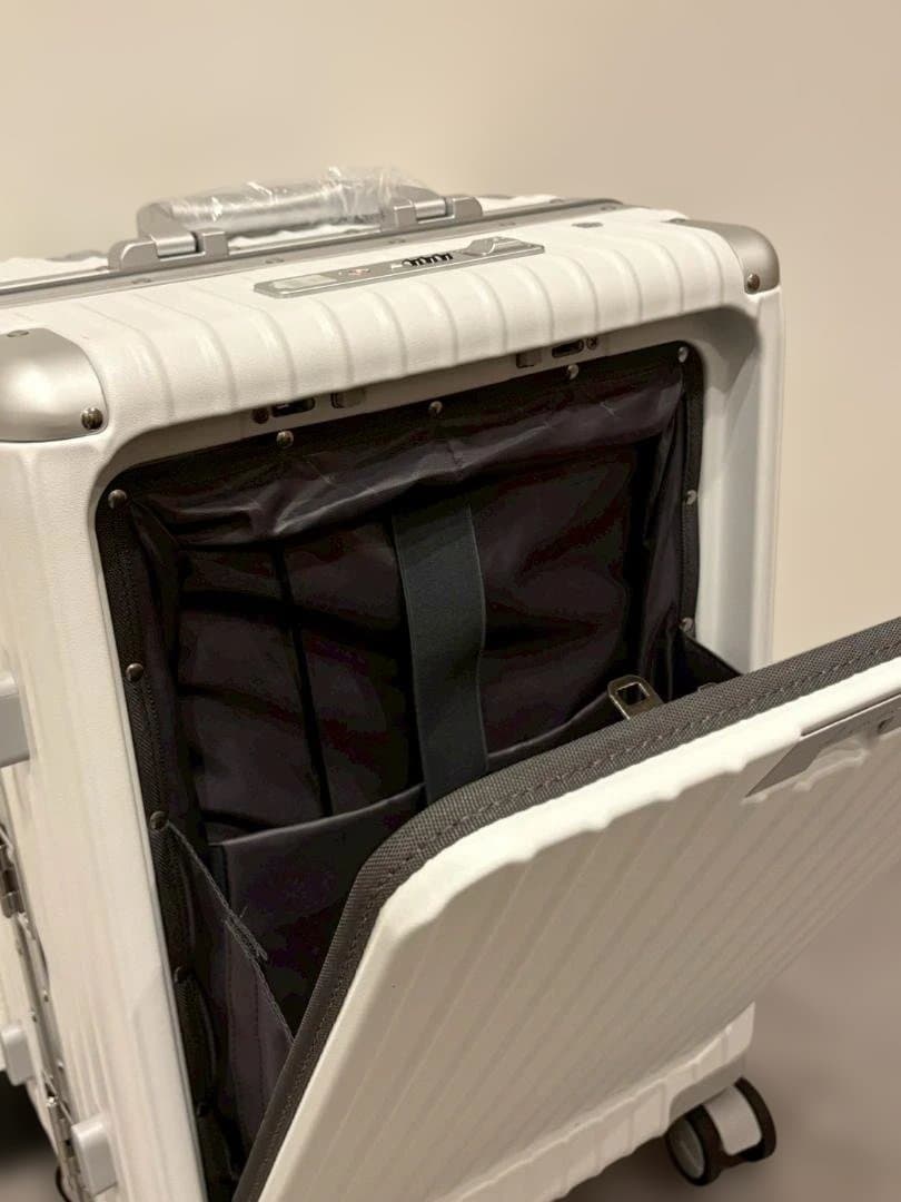 リベティ多機能キャリーケース【マットホワイトМサイズ】A54