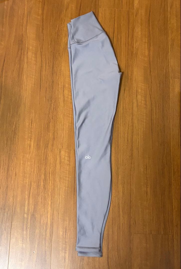 【新品未使用】aloyoga airlift グレー　レギンス　XXS