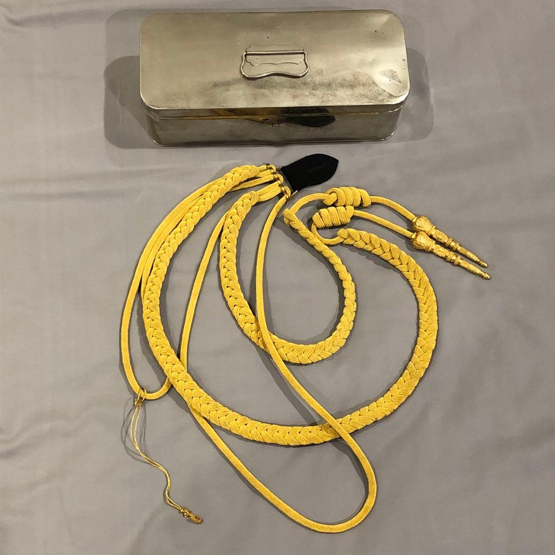 【送料無料・レア】 日本軍 陸軍 参謀飾緒 中将閣下御遺品 将官 箱付 天保銭組