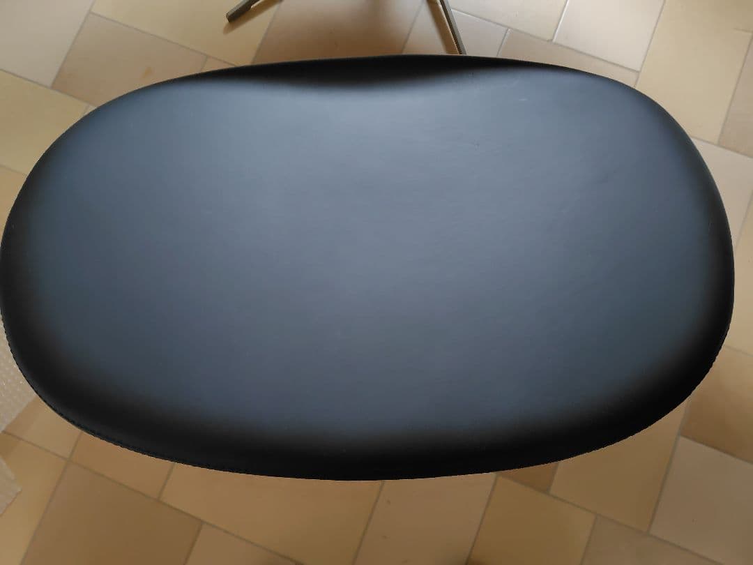 ボーコンセプト　BoConcept　本革　チェア＆オットマン　セット